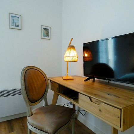 Chambre D'Hote L'Oree Des Buis Vouillé Екстериор снимка