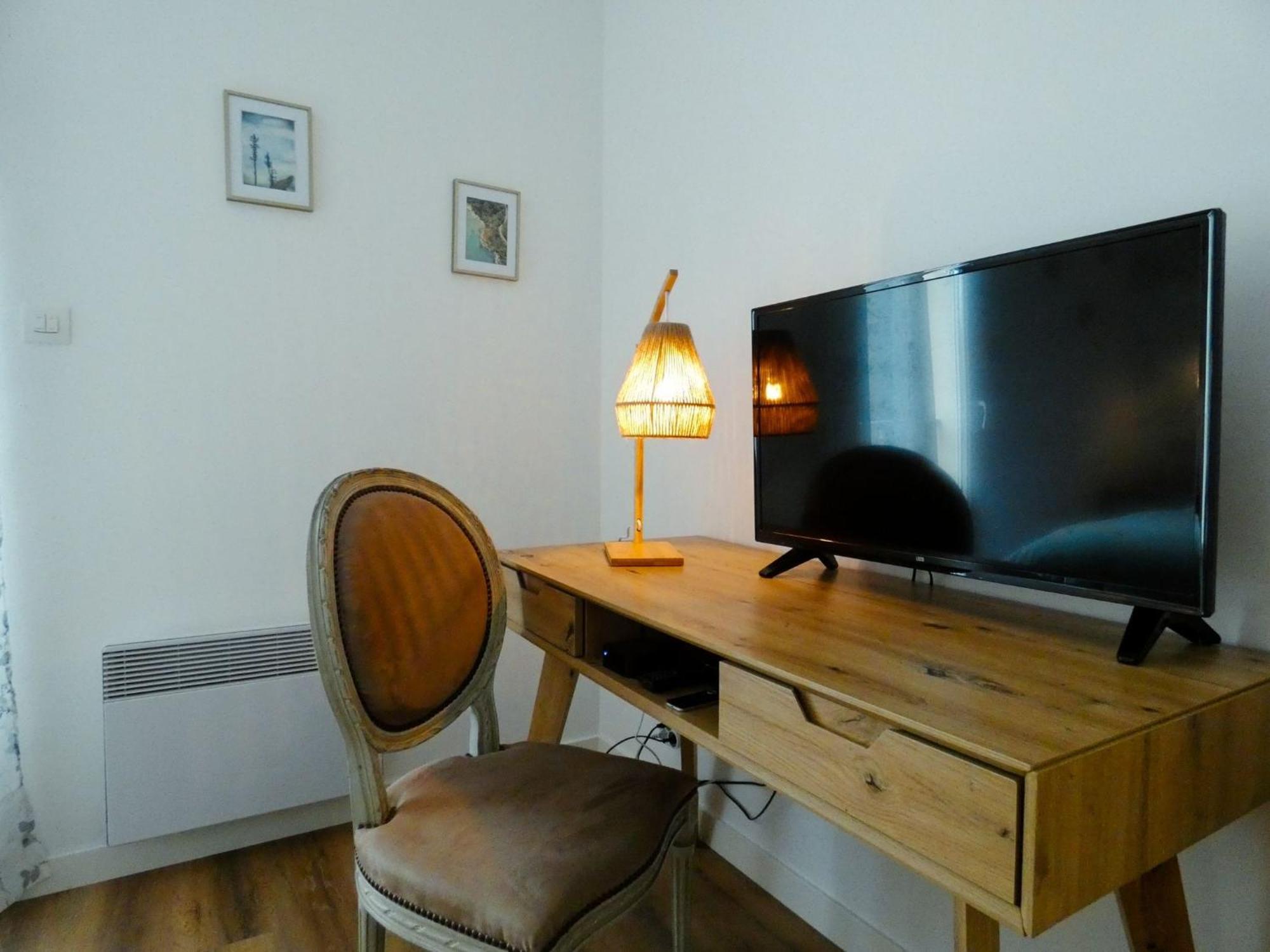 Chambre D'Hote L'Oree Des Buis Vouillé Екстериор снимка